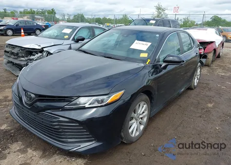 2019 Toyota Camry L/Le/Se/Xle from USA, damaged, VIN 4T1B11HK0KU821995